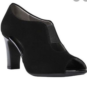 Life Stride Bootie/Sandal